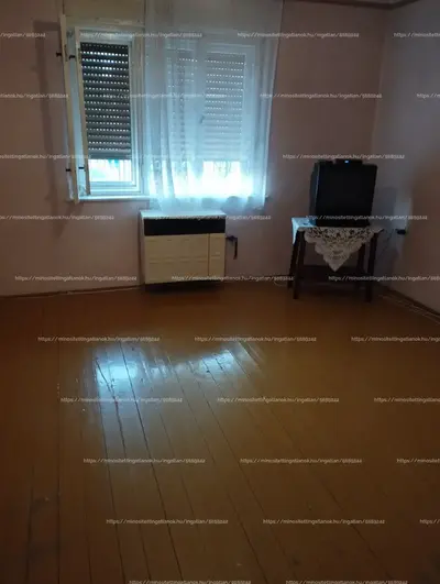 Tápiószele, Vajda utca 12