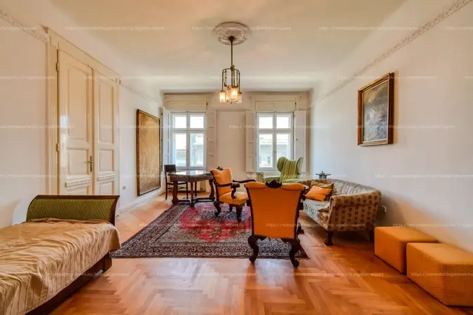 Budapest, VI. kerület, Oktogon 6