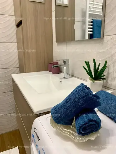 Budapest, VI. kerület, Jókai tér