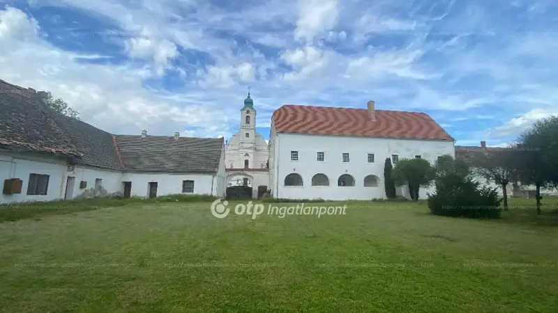 Nagytevel, Jókai utca