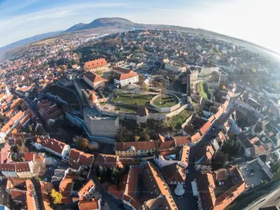 Eger, Dobó István utca