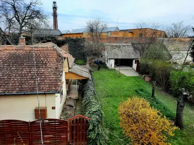 Budakalász, Gyár utca