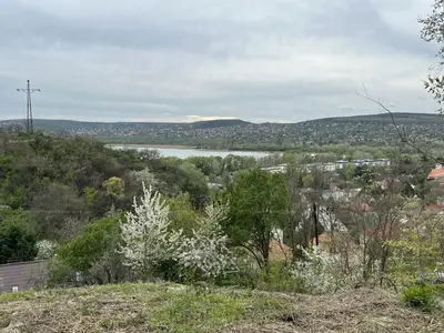 Balatonfűzfő, Pipacs köz